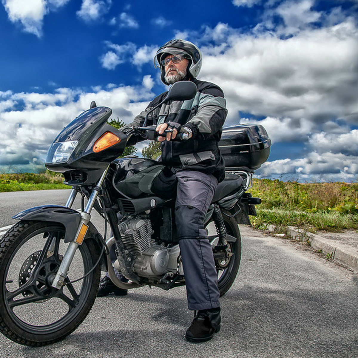 Motorcycle Wearing Gear - ที่ป้องกันรองเท้าสำหรับเปลี่ยนเกียร์มอเตอร์ไซค์ ผลิตจากวัสดุ TPU ทนทานต่อการสึกหรอ ปรับขนาดได้ ไม่ลื่น